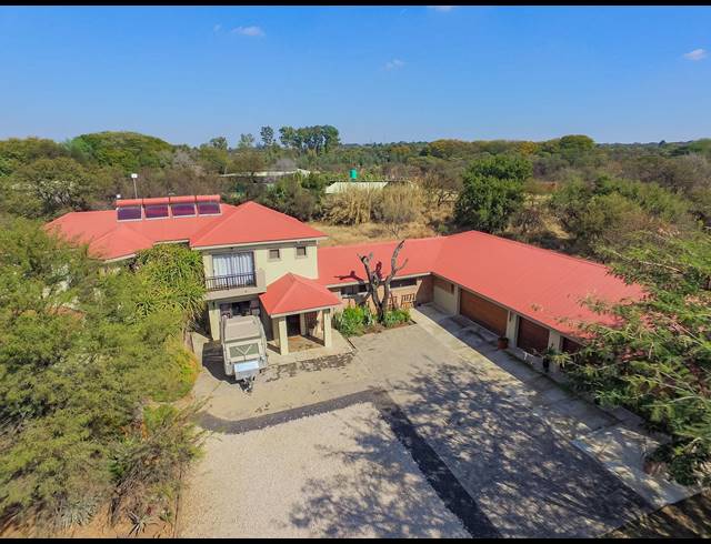 5 BEDROOM HOUSE SOLD IN LEEUWFONTEIN ESTATE